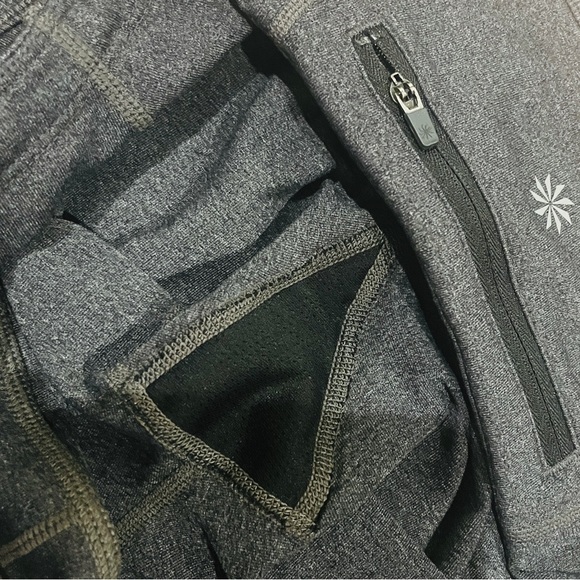 ✨🩶 ATHLETA Flare Pant 🩶✨ - Picture 3 of 6